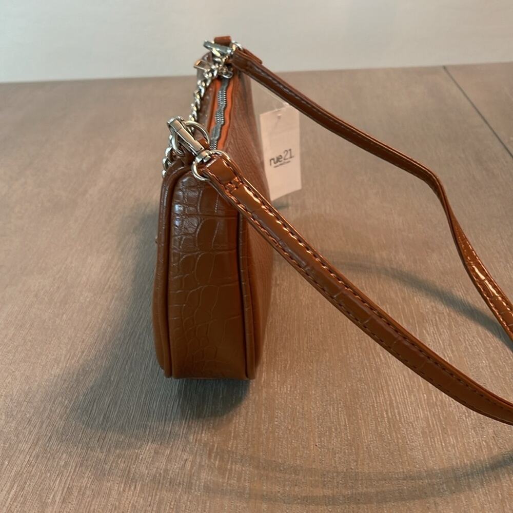 Brown shoulder strap purse with silver chain NWT croc embossed chain bag - Picture 4 of 5